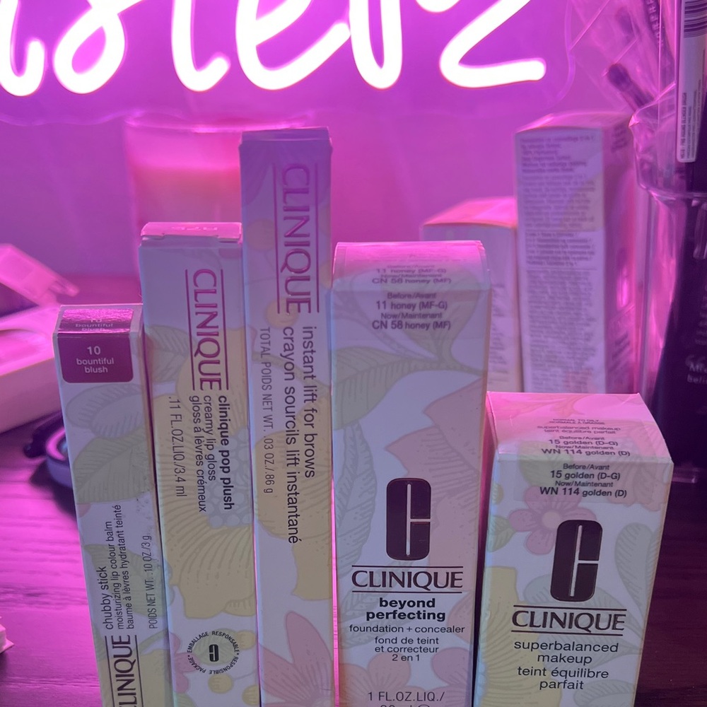 Clinique Makeup Set in Pink and Cream Packaging